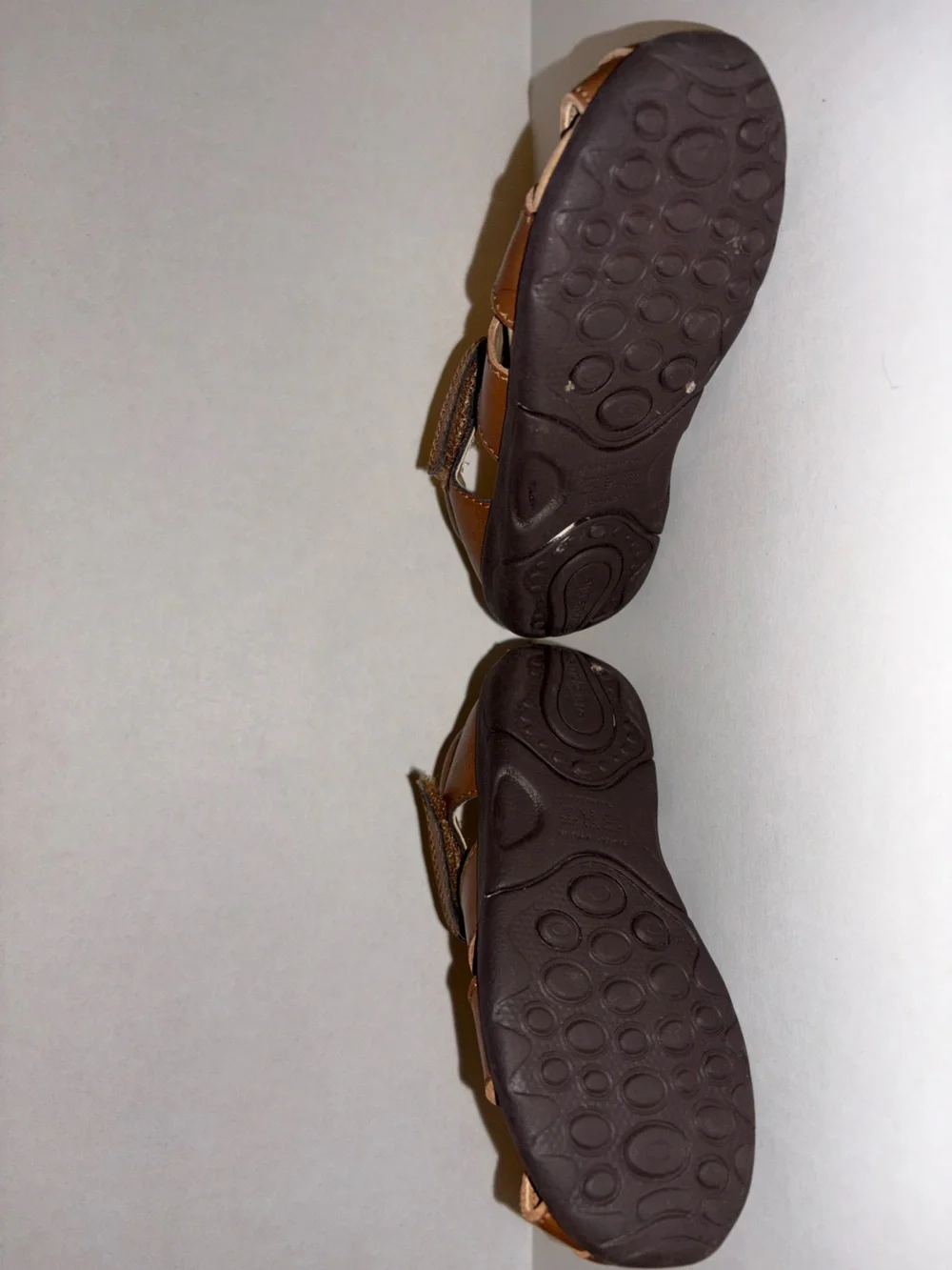 Stride Rite Tan Brown Kids Closed-Toe Fisherman Sandals